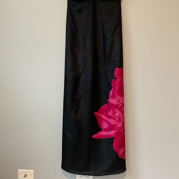 Black silk floral dress - Picture 7 of 12